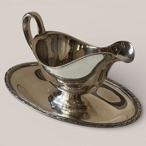 Vintage WM Rogers EVANDALE 1113 Silverplate Gravy Boat